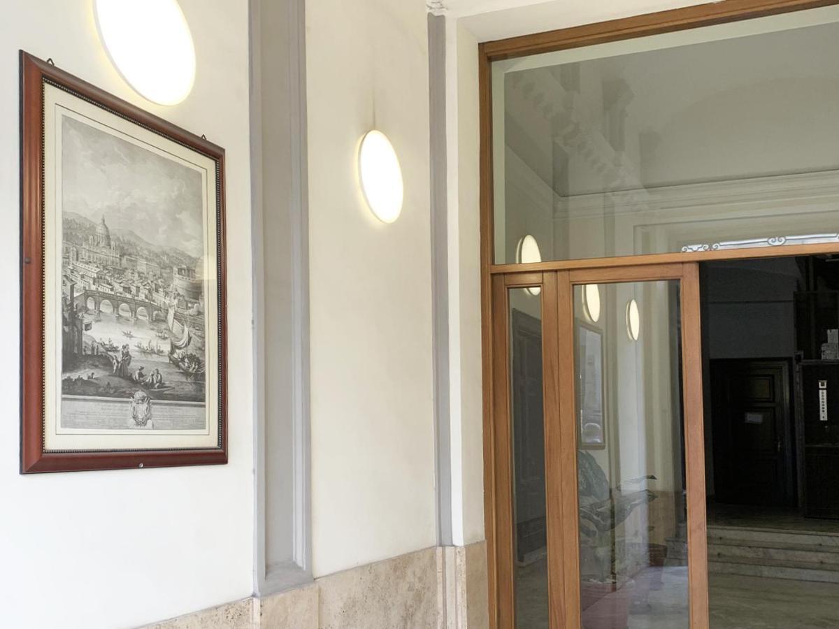 Arcasuite Tritone Luxury Roma Exterior foto
